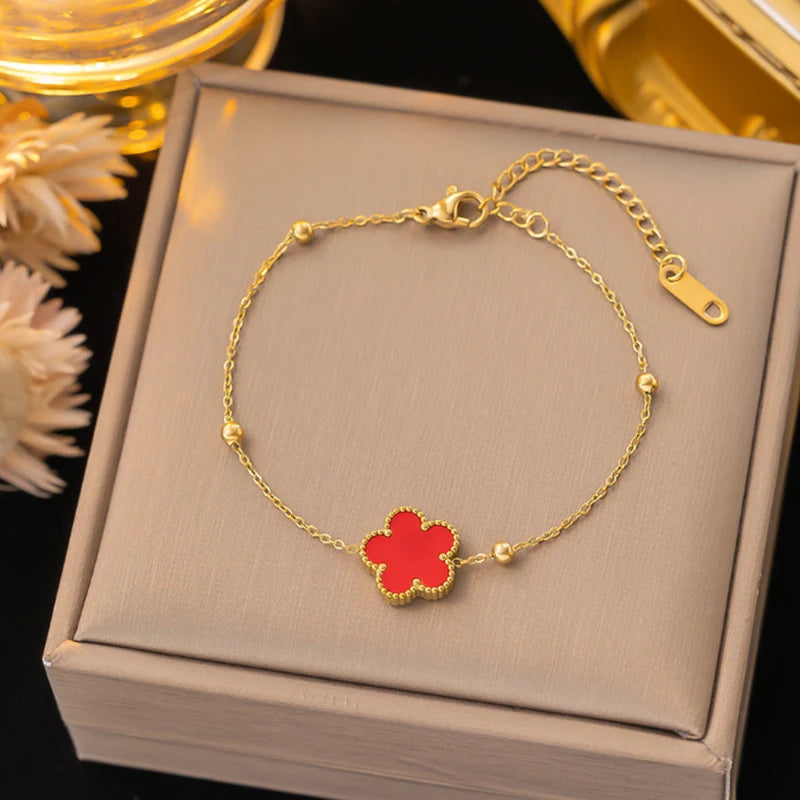 "Cardo’s Groove" Clover Bracelet