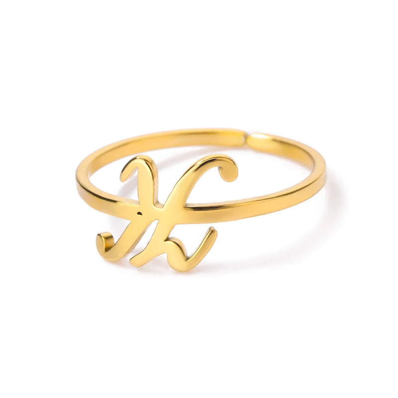 "L’Initiale" Ring
