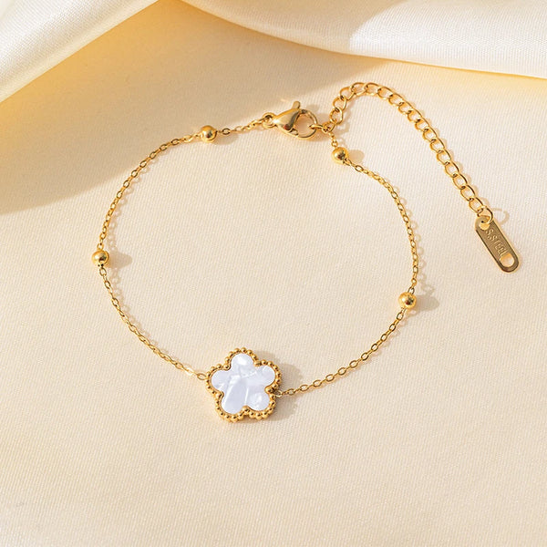"Cardo’s Groove" Clover Bracelet