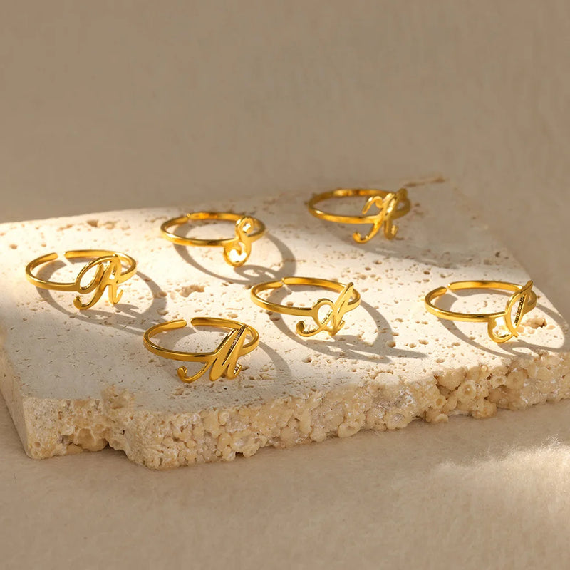 "L’Initiale" Ring