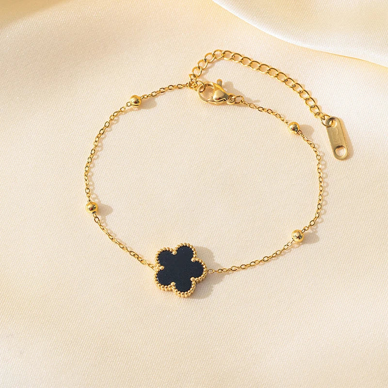 "Cardo’s Groove" Clover Bracelet